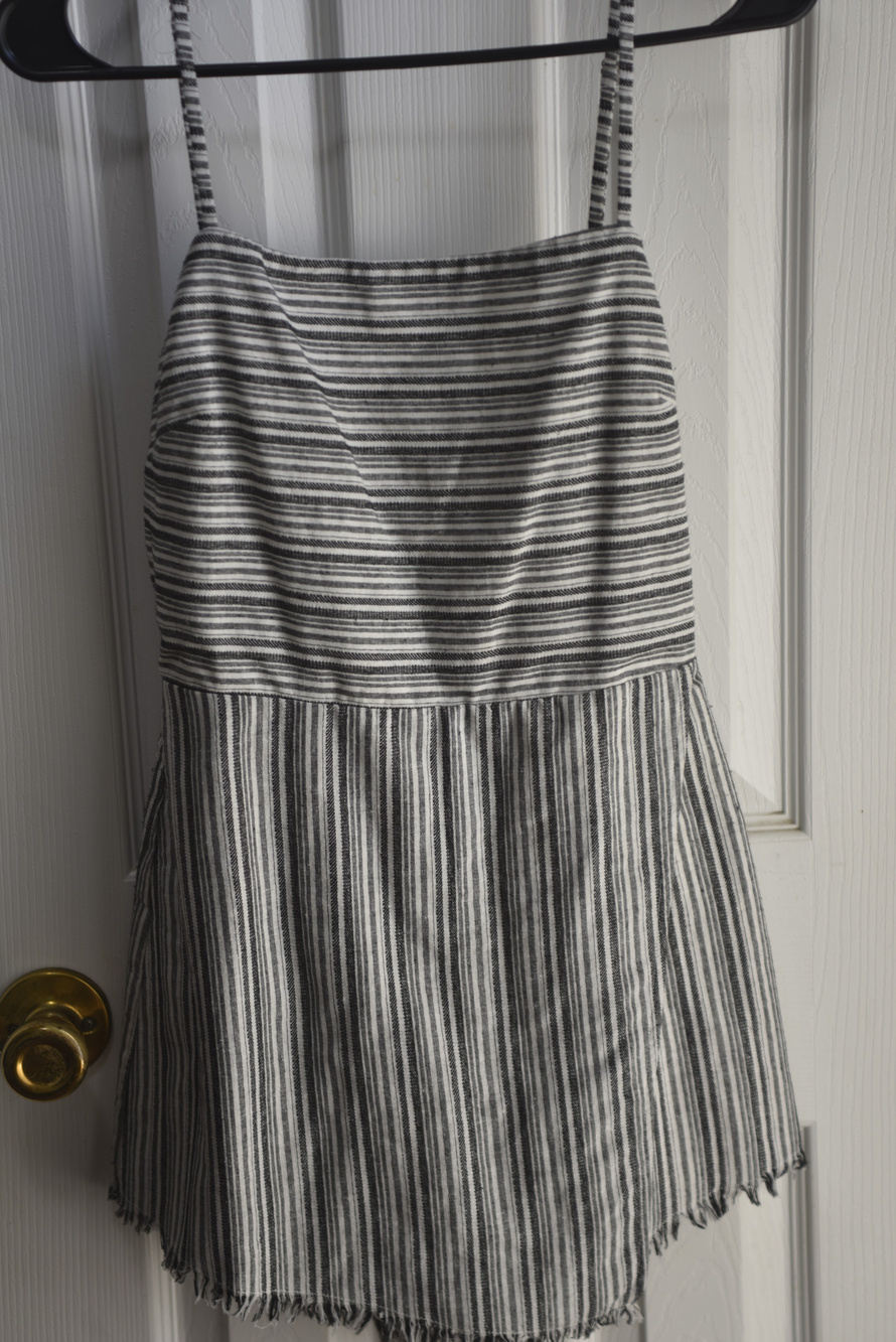 Stolen Hearts Striped Tie Front Romper Dress Size M LSC180